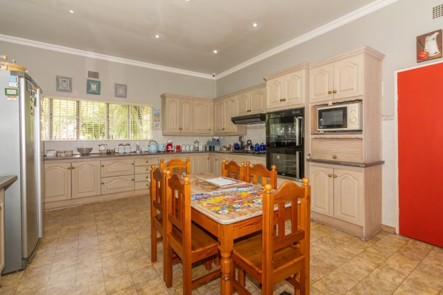 4 Bedroom Property for Sale in Wilgenhof Free State